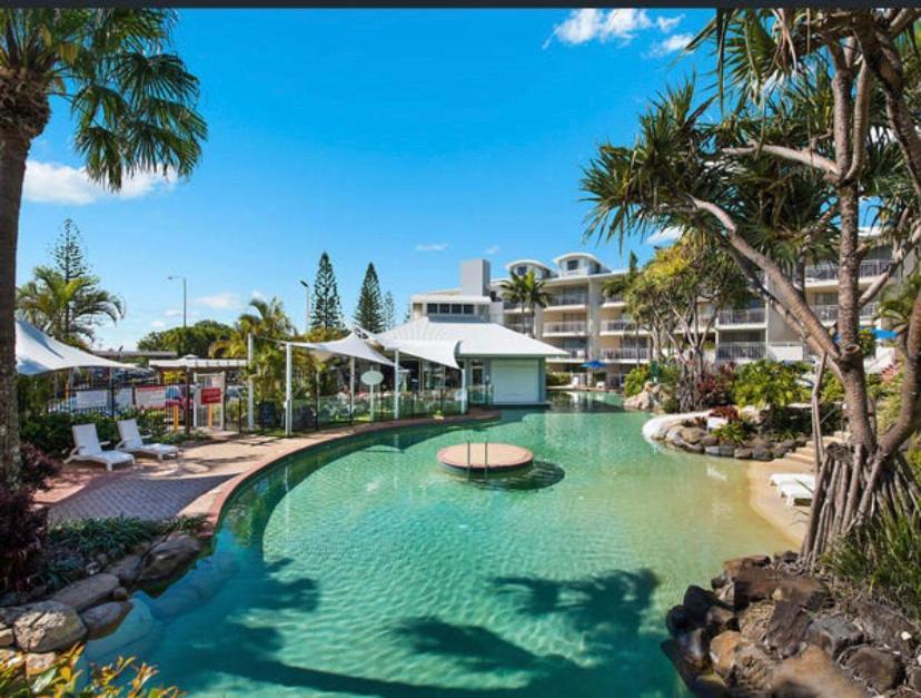 Resort Queen Studio At Alex Beach Resort Alexandra Headland Esterno foto