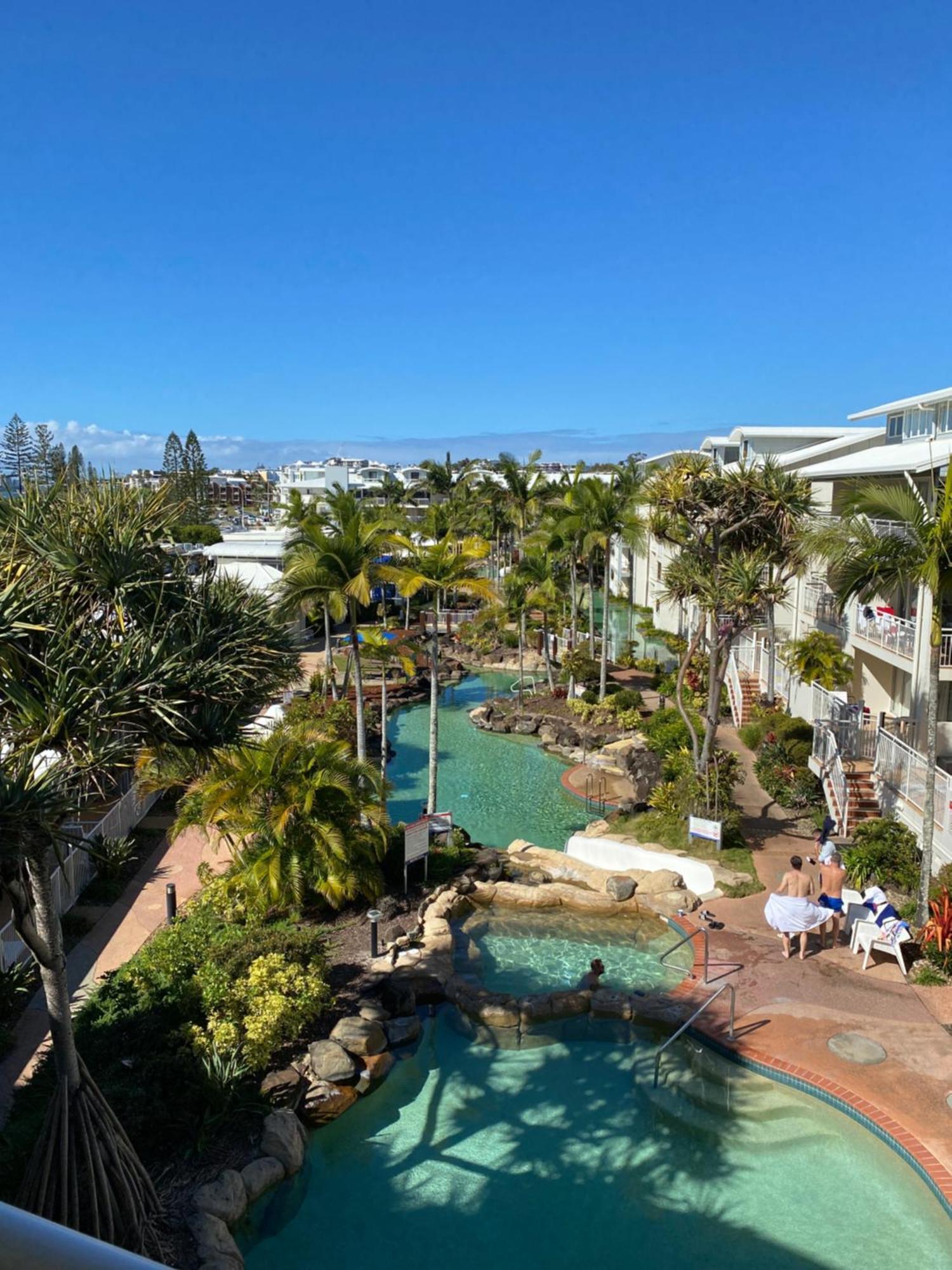 Resort Queen Studio At Alex Beach Resort Alexandra Headland Esterno foto
